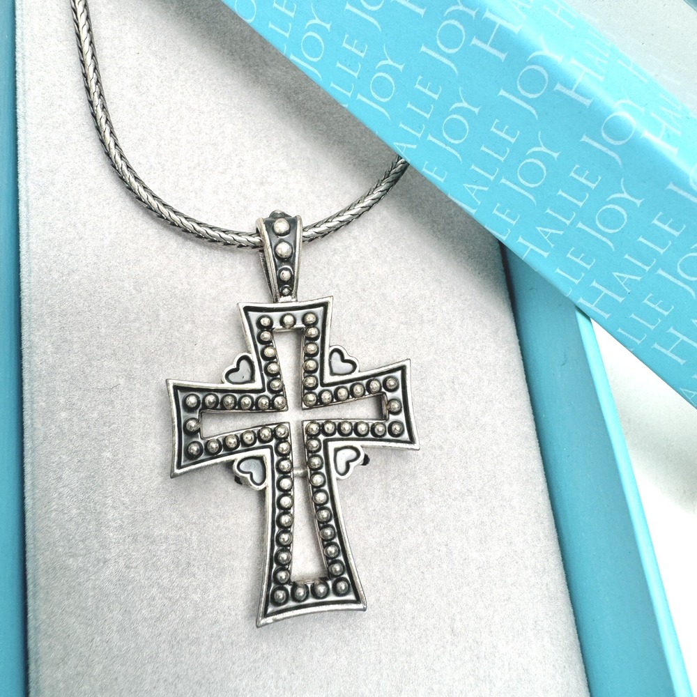New in Box HALLE JOY Silver Tone‎ Celtic Cross Necklace